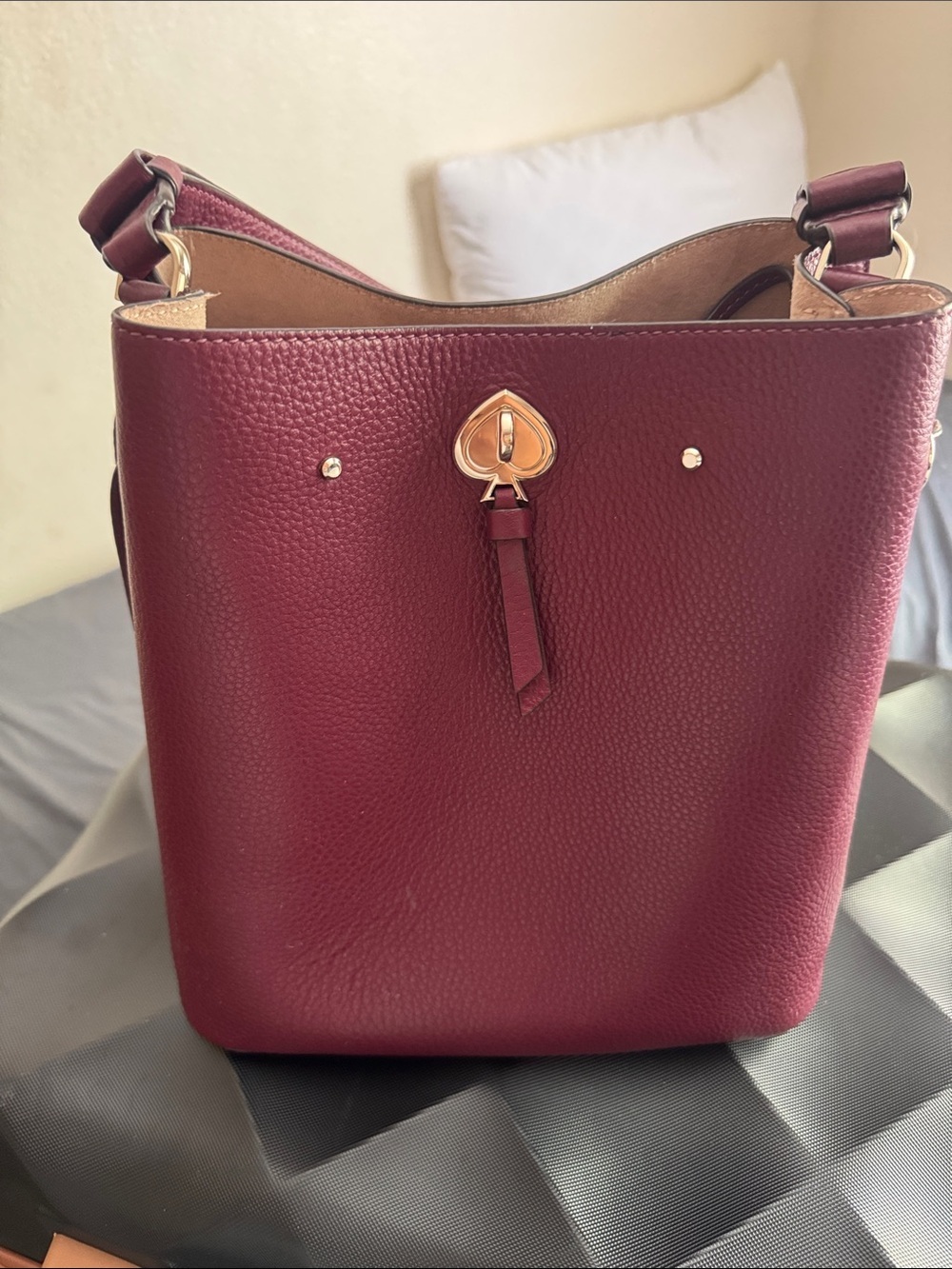 Kate Spade Marti Pebbled Leather Medium Bucket Bag in Deep Berry. - Picture 5 of 8